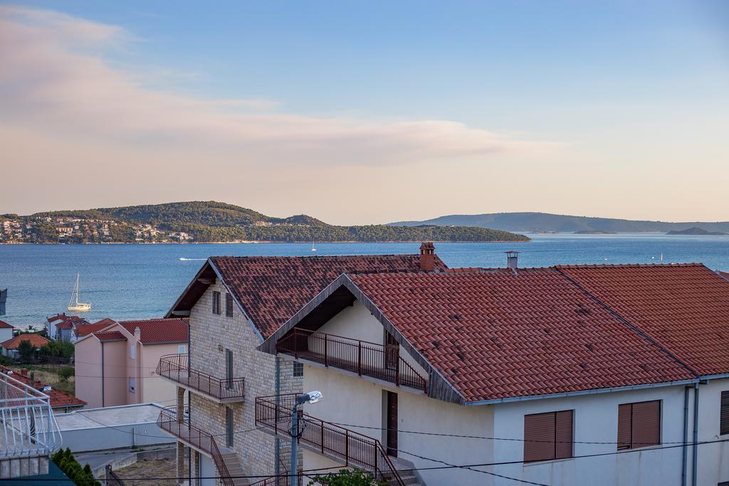 Apartment Drazena Trogir Exterior photo